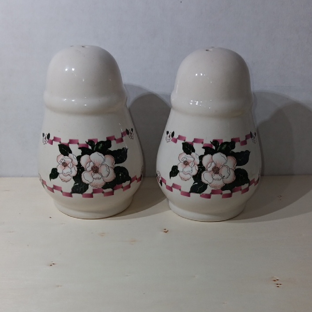 Elegant Floral Ceramic Salt and Pepper Shakers